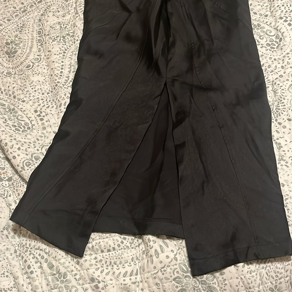Black dress - Picture 6 of 6